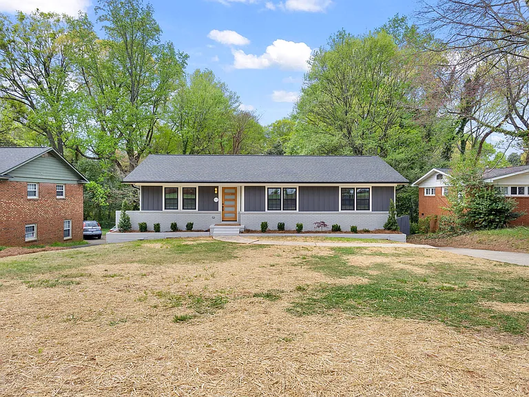 2000 Kilborne Dr — Photo 3