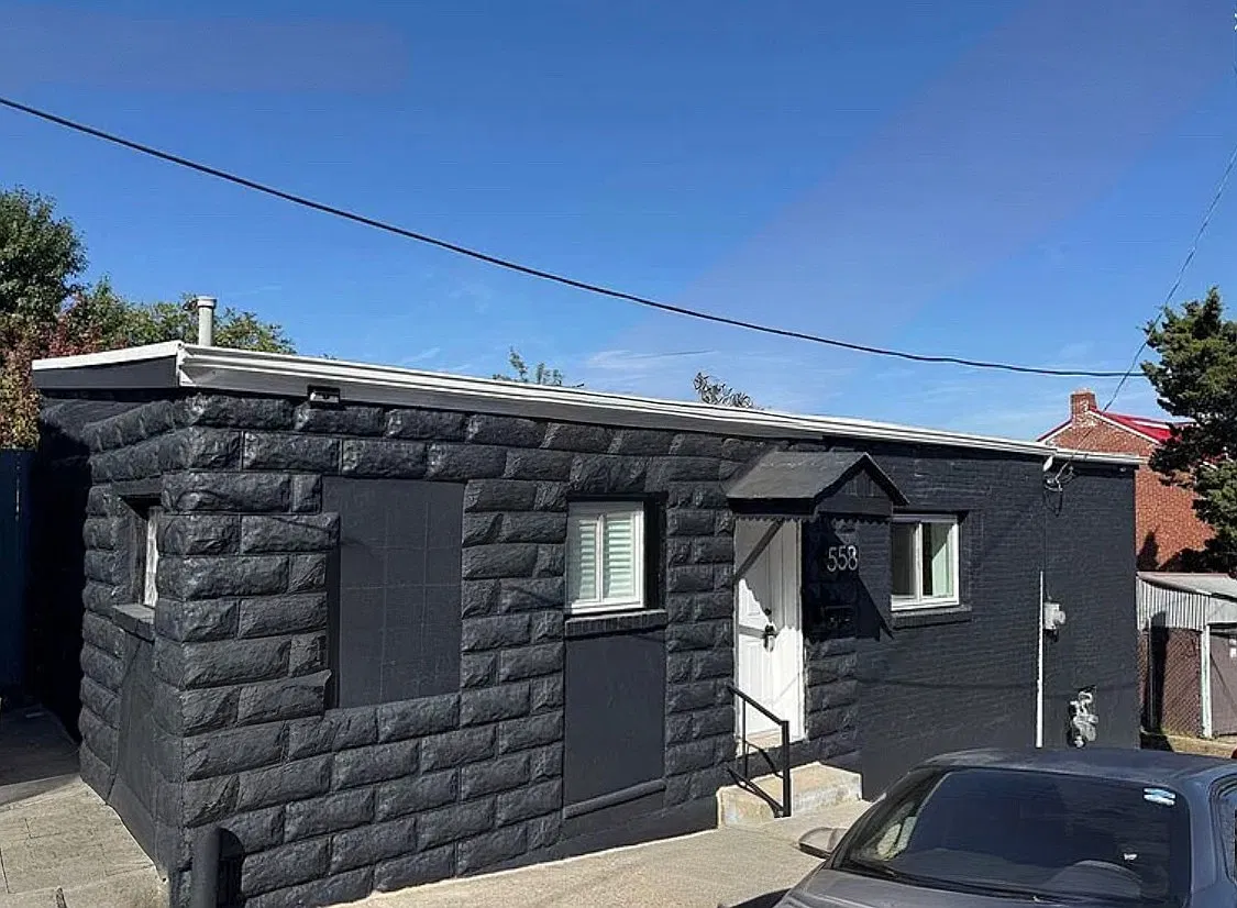 1 bed, 1.5 bath, 430 sqft, $1,100 — Photo 1