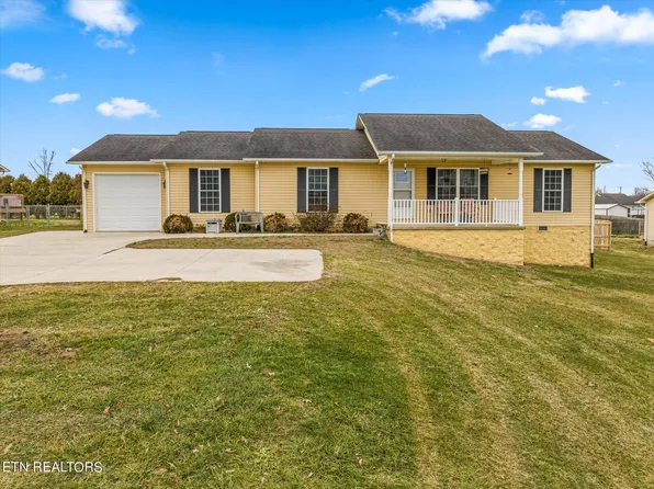 1035 Cook Rd, Crossville, TN 38555
