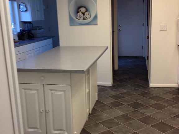 2nd image of 250 W Center St