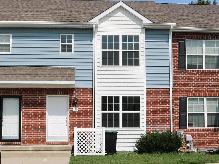120 Salerno Dr — Photo 1