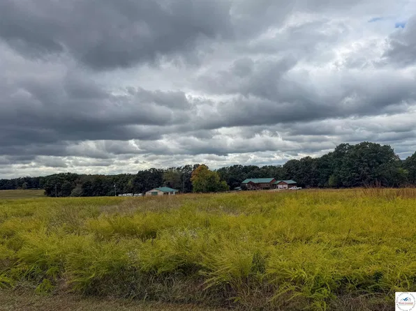 23630 Highway 135, Stover, MO 65078
