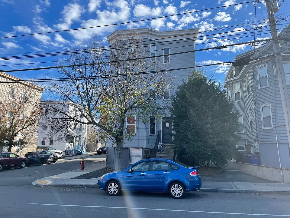 116 Foster St #1