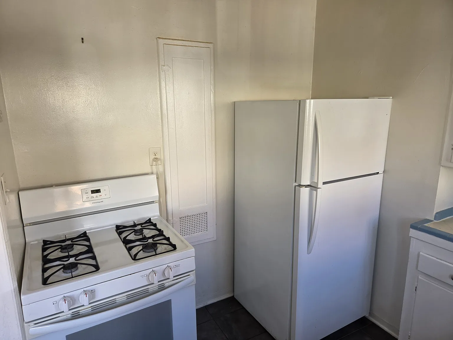 Studio, 510 sqft, $1,750 — Photo 3