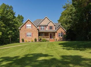 7310 Henderson Dr, Fairview, TN 37062