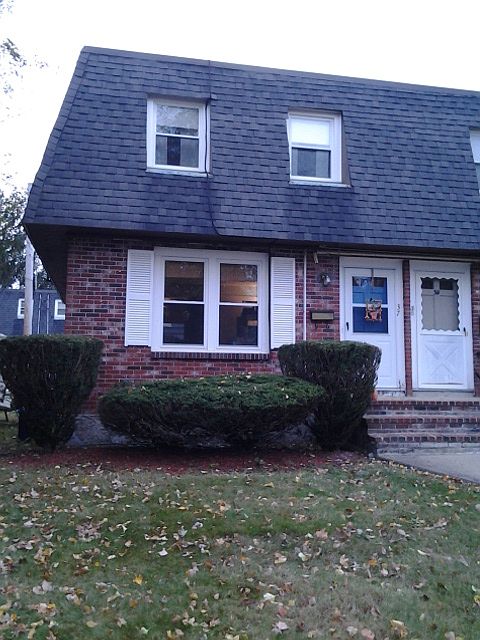 1st image of 37 Moreland Ave #37