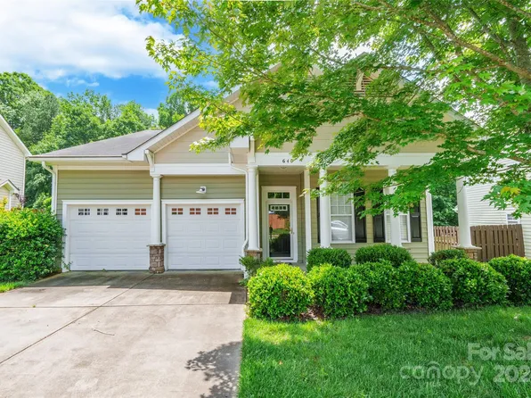 640 Goldflower Dr, Rock Hill, SC 29732