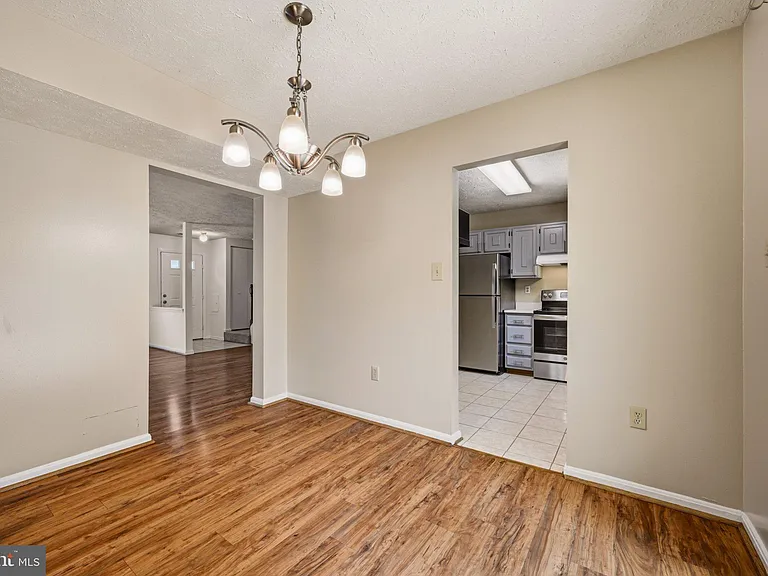 16 Meadowside Ct — Photo 15
