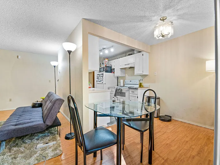 2034 14th Ave W #104 — Photo 9
