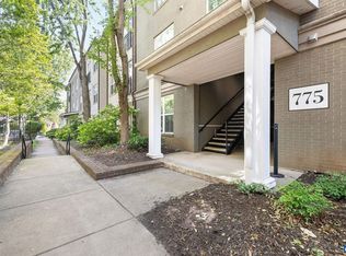 775 Walker Sq APT 2D, Charlottesville, VA 22903