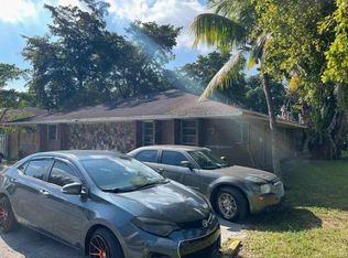 16000 NW 2nd Ave, Miami, FL 33169