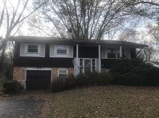 505 Harvard Ln, Hoffman Estates, IL 60169