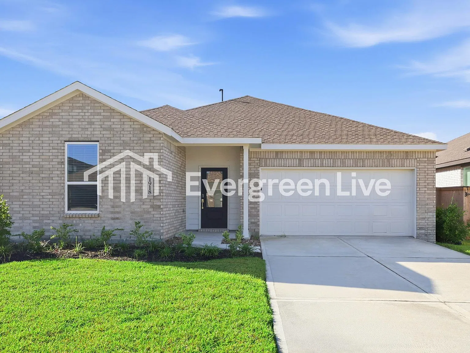 3 bed, 2.0 bath, 1970 sqft, $1,995 — Photo 1