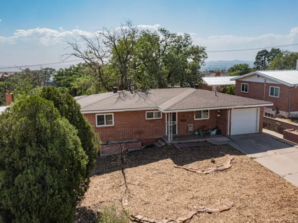 1705 Columbia Dr SE, Albuquerque, NM 87106