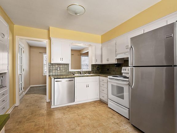 5th image of 3506 W 49th St