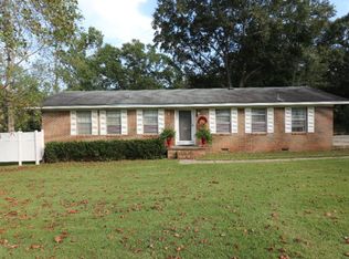 166 E Kennedy Cir, Monroeville, AL 36460