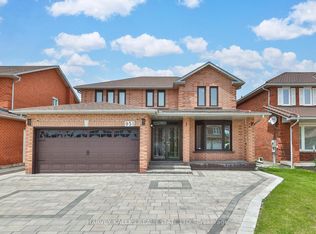951 White Clover Way, Mississauga, ON L5V1E7