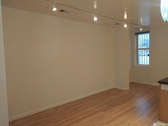 5th image of 1216-1218 Stockton St