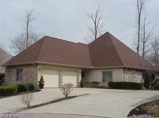 7293 Players Club Dr, Painesville, OH 44077