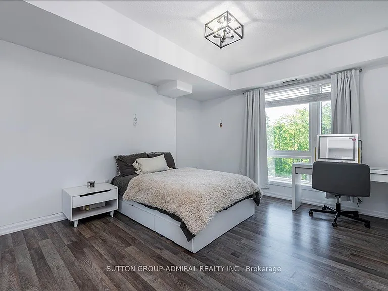 302 Essa Rd #418 — Photo 19