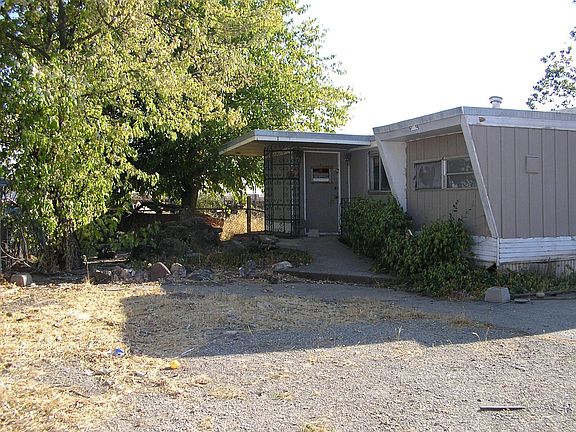 2nd image of 1544 McGowan Pkwy