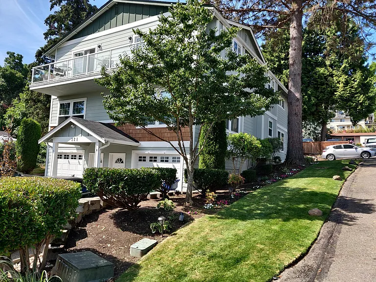 Duplex landscape