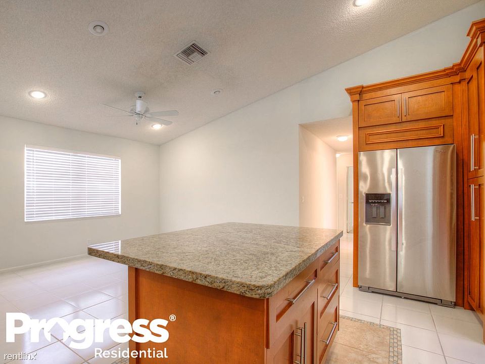 11-Kitchen4-lg