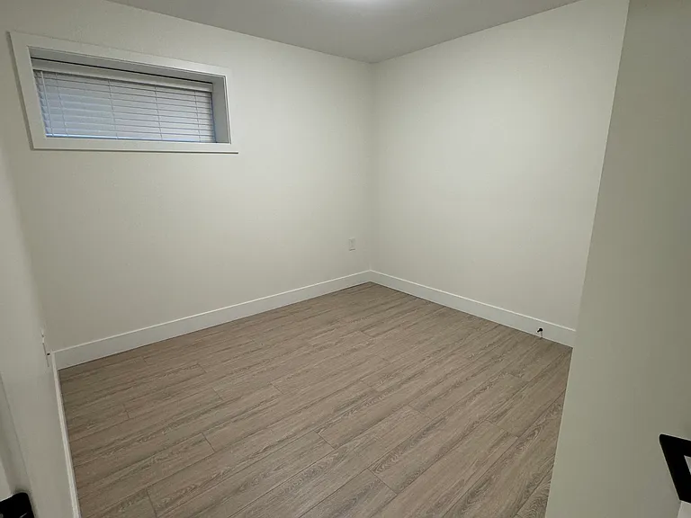 1334 E 35th Ave #2 — Photo 7