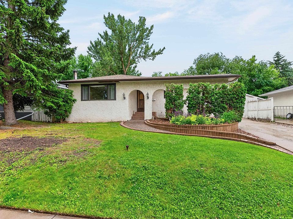 1st image of 116 Garland Cres