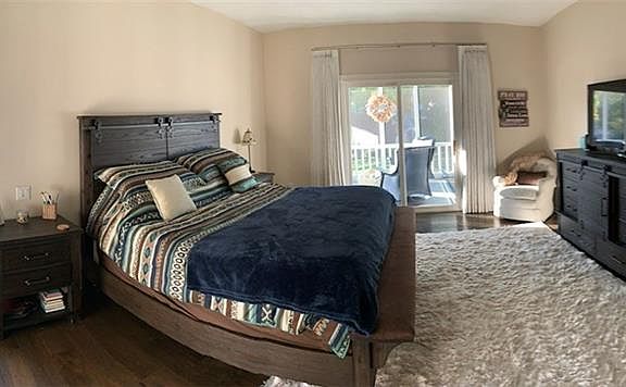 3rd image of 8204 Lake Springs Ct