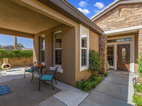 4th image of 61120 Topaz Dr