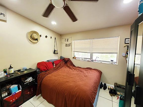 5th image of 3909 Townhouse Ct