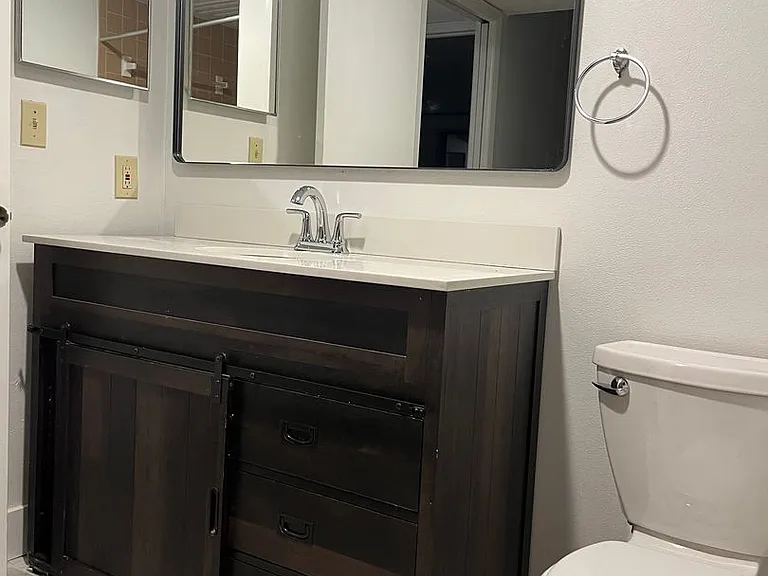3300 Fox Chase Cir N #226 — Photo 11