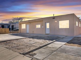 1720 Gerald Ave SE, Albuquerque, NM 87106