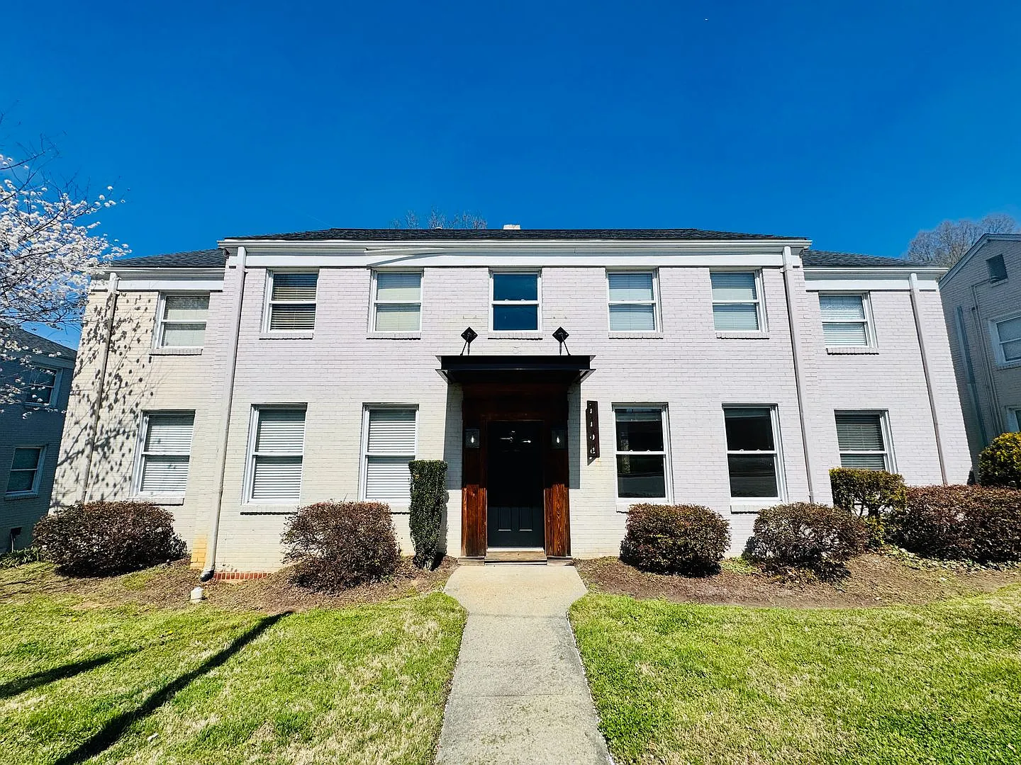 1108 W Friendly Ave — Photo 3