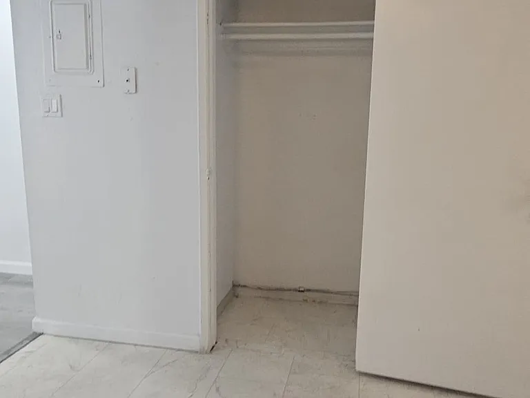 1814 V St #7 — Photo 21