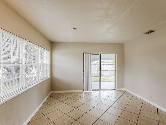 4th image of 3100 NW 5th Ct