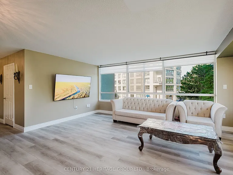 270 Davis Dr #209 — Photo 13