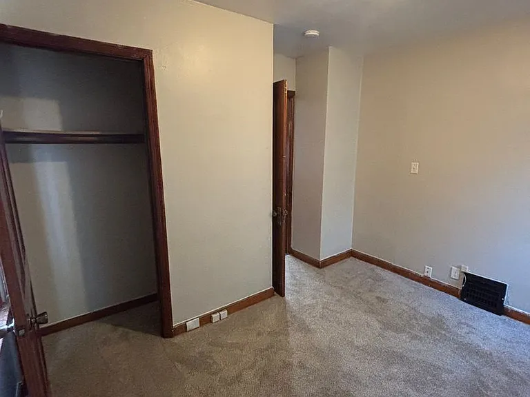 2920 N Bremen St — Photo 6