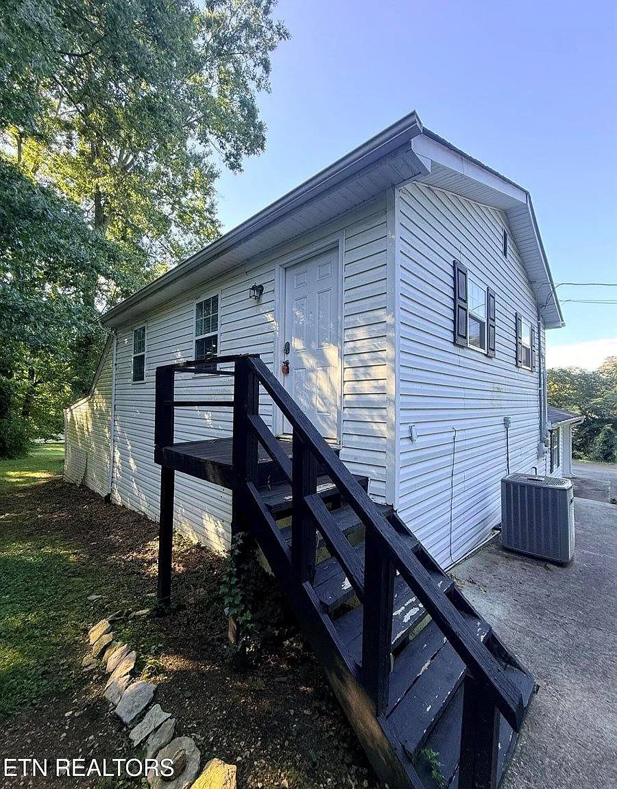 1 bed, 624 sqft, $1,800 — Photo 2