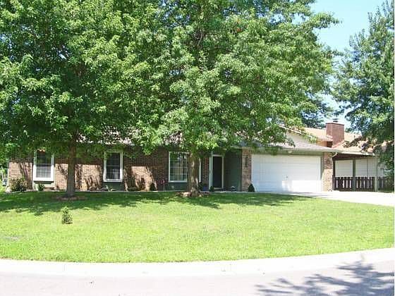 2nd image of 2429 Overlook Cir