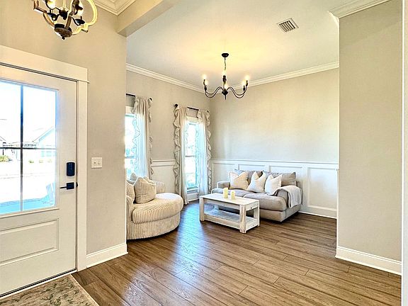 5th image of 7872 Calverton St