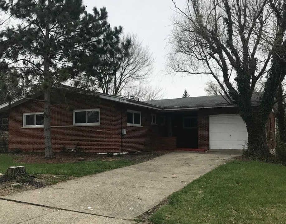 1st image of 354 Glen Oaks Dr