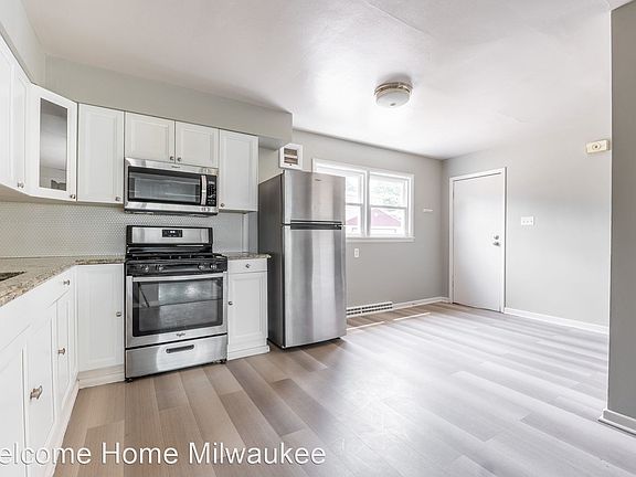 2nd image of 1933 E Oklahoma Ave #11204452