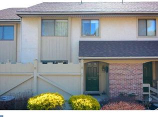 29 Pine Woods Ct, Reading, PA 19607