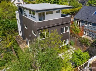 8917 12th Ave NE, Seattle, WA 98115