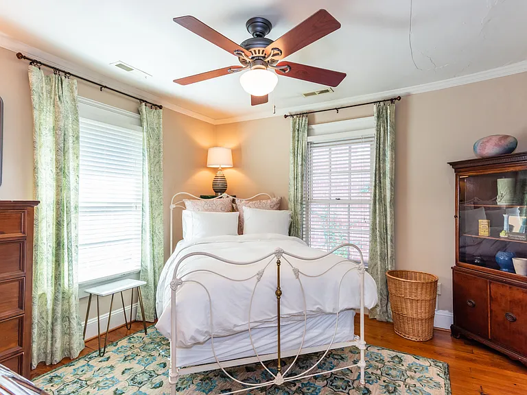 Bedroom 2
+Non-functioning Fireplace
+Full bed
+Fan/AC
+Closet and dresser