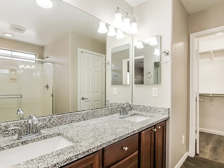 26681 N Babbling Brook Dr — Photo 11