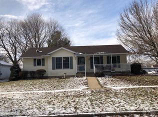 419 High St, Grinnell, IA 50112