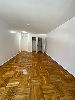 2nd image of 27 E 13th St APT 2D